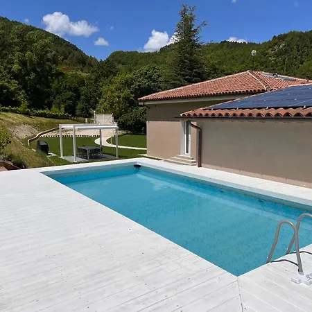 Al Quadrato Villa Piobbico